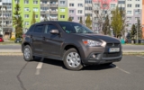 vehicle image #4