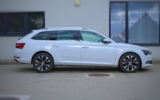 vehicle image #9