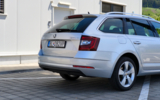 vehicle image #9