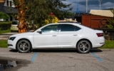vehicle image #9
