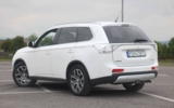 vehicle image #8