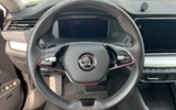 vehicle image #12