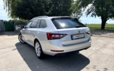 vehicle image #5