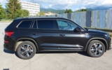 vehicle image #8