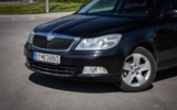 vehicle image #3