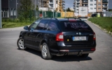 vehicle image #9