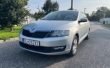 vehicle image #9
