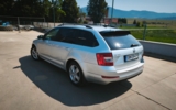 vehicle image #8
