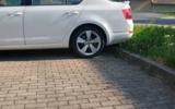 vehicle image #14