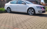 vehicle image #9