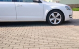 vehicle image #10