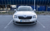 vehicle image #4