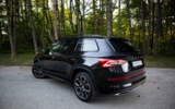 vehicle image #9