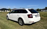 vehicle image #11