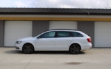 vehicle image #3