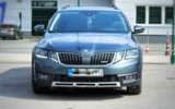 vehicle image #9