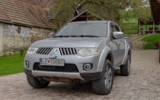 vehicle image #10