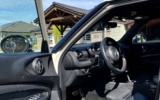 vehicle image #9