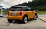 vehicle image #8