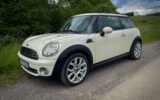 vehicle image #3