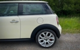 vehicle image #9