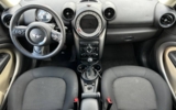 vehicle image #10