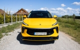vehicle image #3