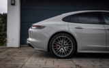 vehicle image #9