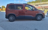 vehicle image #5