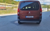 vehicle image #8