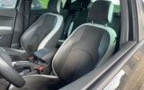 vehicle image #17