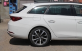 vehicle image #11