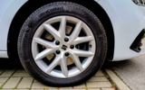 vehicle image #9