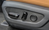 vehicle image #14