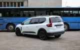 vehicle image #7
