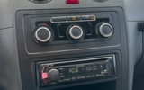 vehicle image #9