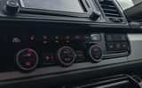 vehicle image #33