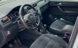 vehicle image #16