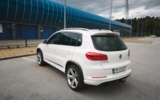 vehicle image #8