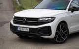 vehicle image #3