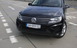 vehicle image #9