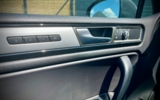 vehicle image #15