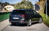 vehicle image #8