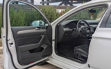 vehicle image #10
