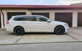 vehicle image #9