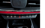 vehicle image #19