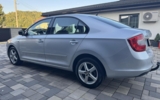 vehicle image #5