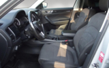 vehicle image #10