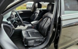 vehicle image #10