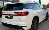 vehicle image #5